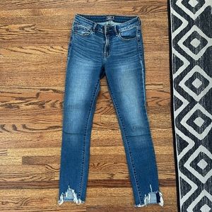 Abercrombie & Fitch Mid Rise Super Skinny Ankle - 25/0